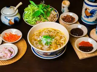 Hình ảnh Bún Bò Gân