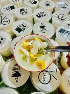 Hình ảnh Dừa non hạt đác