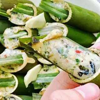 Hình ảnh 10chả ốc nướng ống tre 