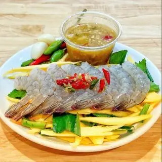 Hình ảnh Gỏi tôm tươi rói