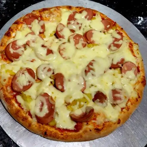 Hình ảnh Pizza Bò Ngô Xúc Xích Size M