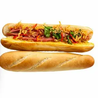 Hình ảnh bánh mì que xiên thịt