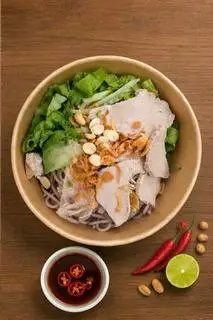 Hình ảnh Bún lứt thịt luộc thanh dáng