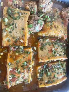 Hình ảnh cơm đậu nhồi thịt xốt cà chua _ rau xào -canh