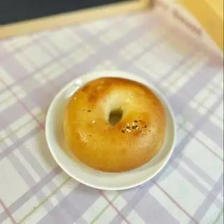 Hình ảnh Bagel - Bánh vòng không nhân