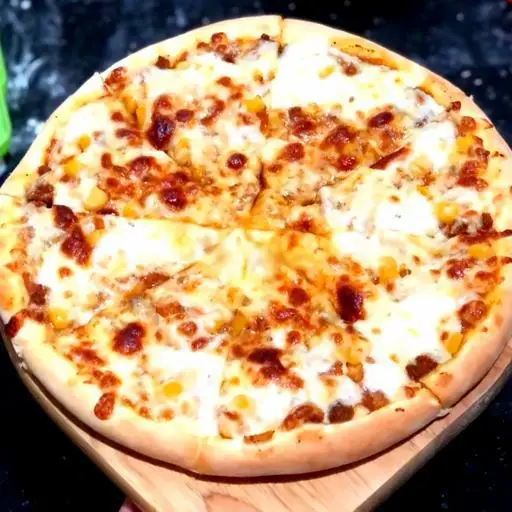 Hình ảnh Pizza Bò Ngô Size M