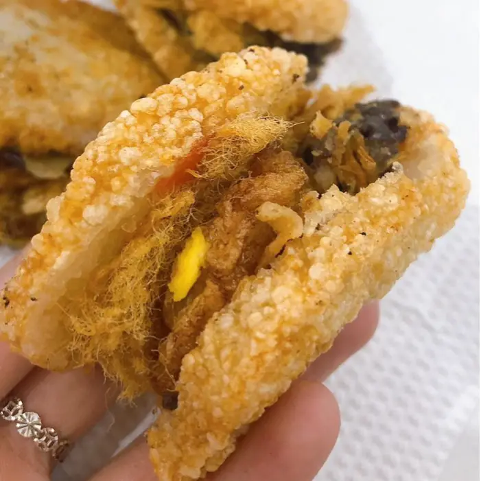 Hình ảnh 2 xôi trứng pate cha bong