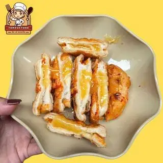 Hình ảnh Bánh mì nướng muối ớt (1 cái)