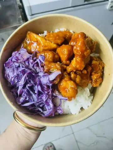 Hình ảnh Cơm gà sốt