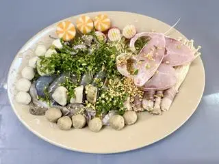 Hình ảnh Lẩu Thái Lớn 
