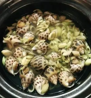 Hình ảnh ốc hương hấp sả 