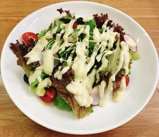 Hình ảnh Salad rau củ quả sốt sữa chua