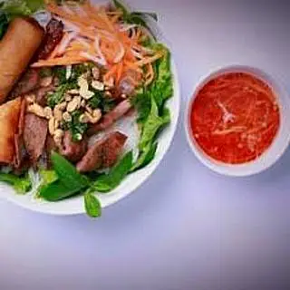 Hình ảnh Thịt Nướng Chả Giò 1