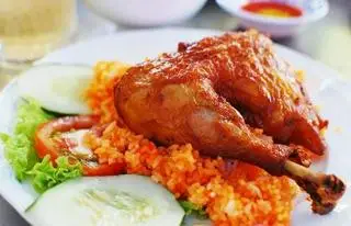 Hình ảnh Cơm Chiên Đùi Gà Xối Mỡ ( Size Nhỏ )