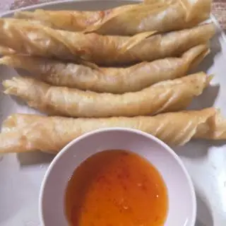 Hình ảnh Nem chua rán vỏ giòn