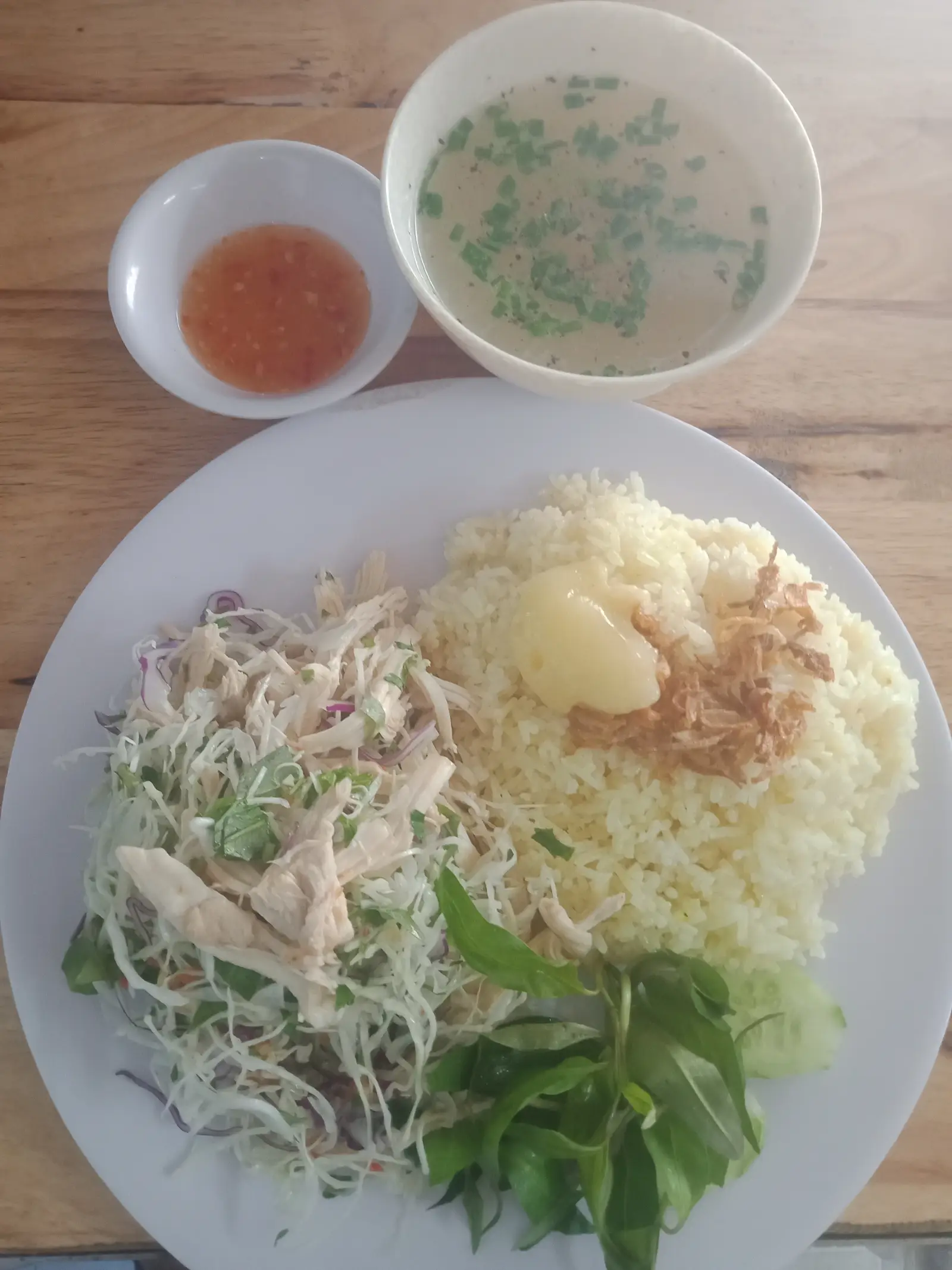 Hình ảnh Gà xé thêm 