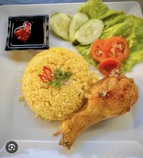 Hình ảnh CƠM GÀ NHÚNG SỐT NƯỚC MẮM