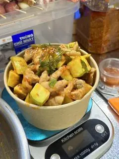 Hình ảnh Chân gà sốt thái size đại