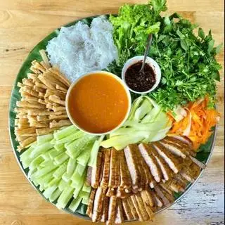 Hình ảnh nem nướng 1 người +1 trà tắc