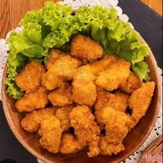 Hình ảnh cơm gà viên lắc phô mai 