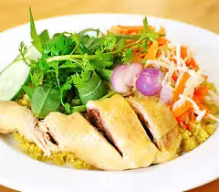 Hình ảnh cơm đùi gà chặt 