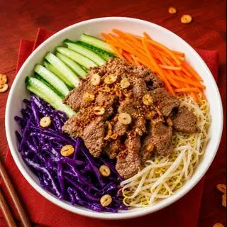 Hình ảnh Bún trộn thịt bò