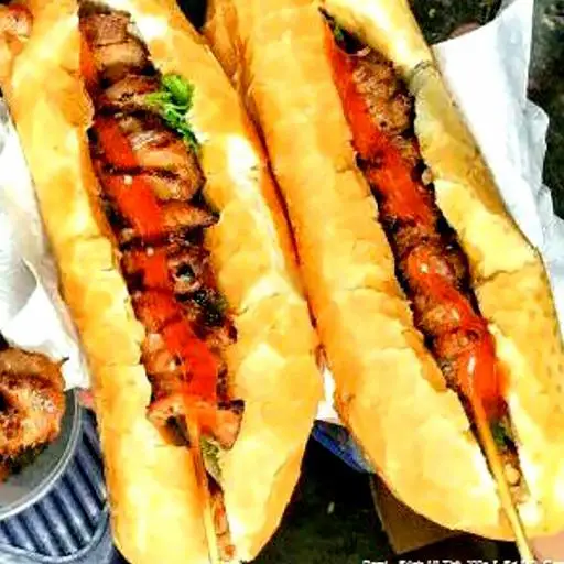 Hình ảnh Bánh Mỳ Thịt Nướng