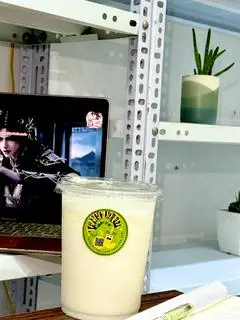 Hình ảnh Chanh lắc sữa đá