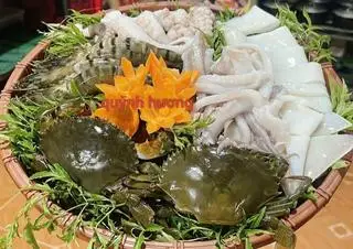 Hình ảnh Combo lẩu cá tầm thập cẩm