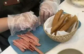 Hình ảnh Xúc xích bò bía