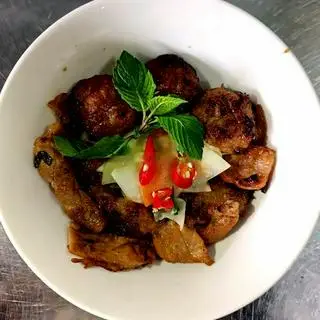 Hình ảnh Bún Chả Đầy Đủ