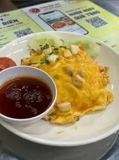 Hình ảnh Cơm bạch tuộc phủ trứng takoyaki
