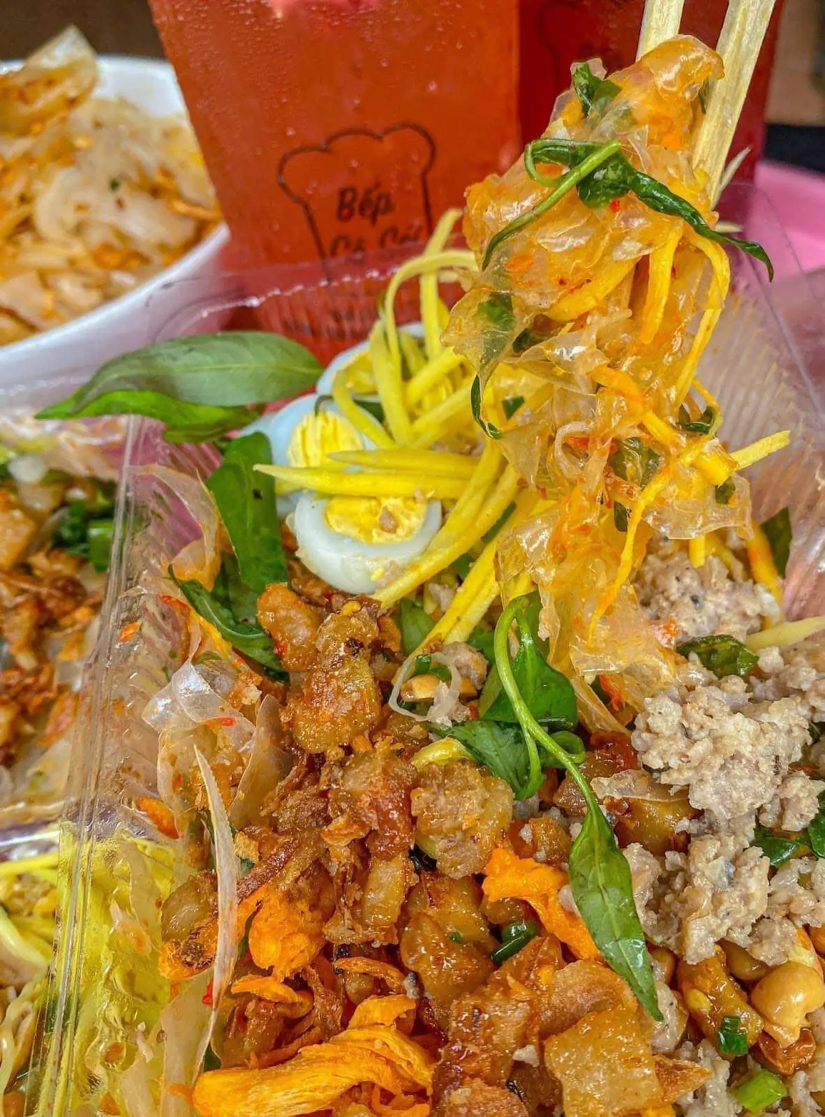 Hình ảnh Bánh Tráng Trộn Full Topping - Đặc Biệc