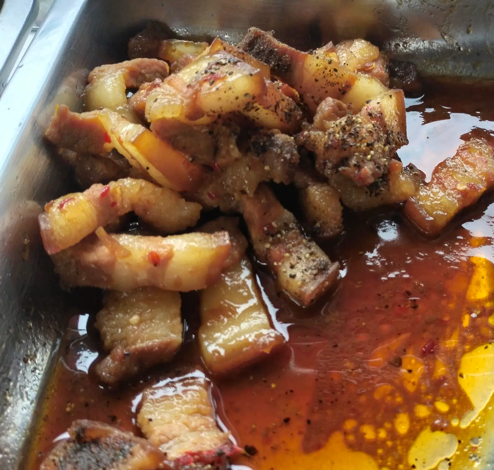 Hình ảnh Cơm thịt ba rọi kho tiêu 