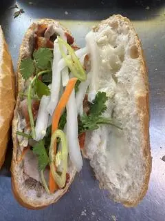 Hình ảnh Bánh mì thập cẩm