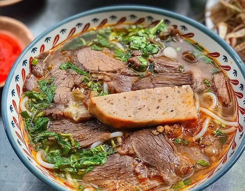 Hình ảnh Bún bò Nạm - Chả