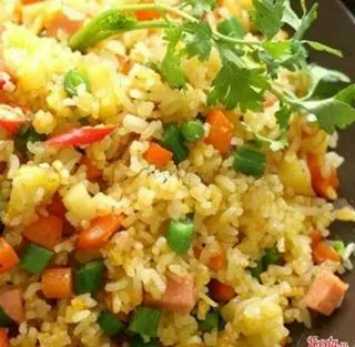 Hình ảnh Cơm chiên bò