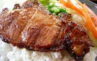 Hình ảnh Cơm tấm Sườn nướng ngũ vị