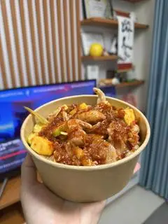 Hình ảnh Chân Gà Sốt Thái Size M