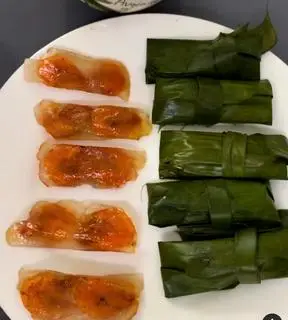 Hình ảnh Set 10 bánh bột lọc lá chín - Nhân 2 tôm/ tôm thịt
