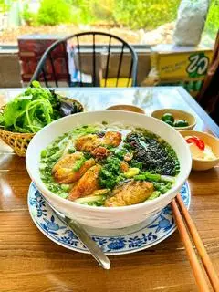 Hình ảnh Bánh đa chả lá lốt