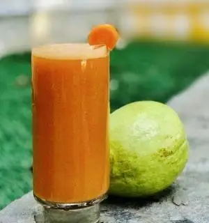 Hình ảnh Nước ép cà rốt + ổi