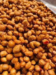 Hình ảnh đậu phộng rang tỏi ớt hủ pet 500g