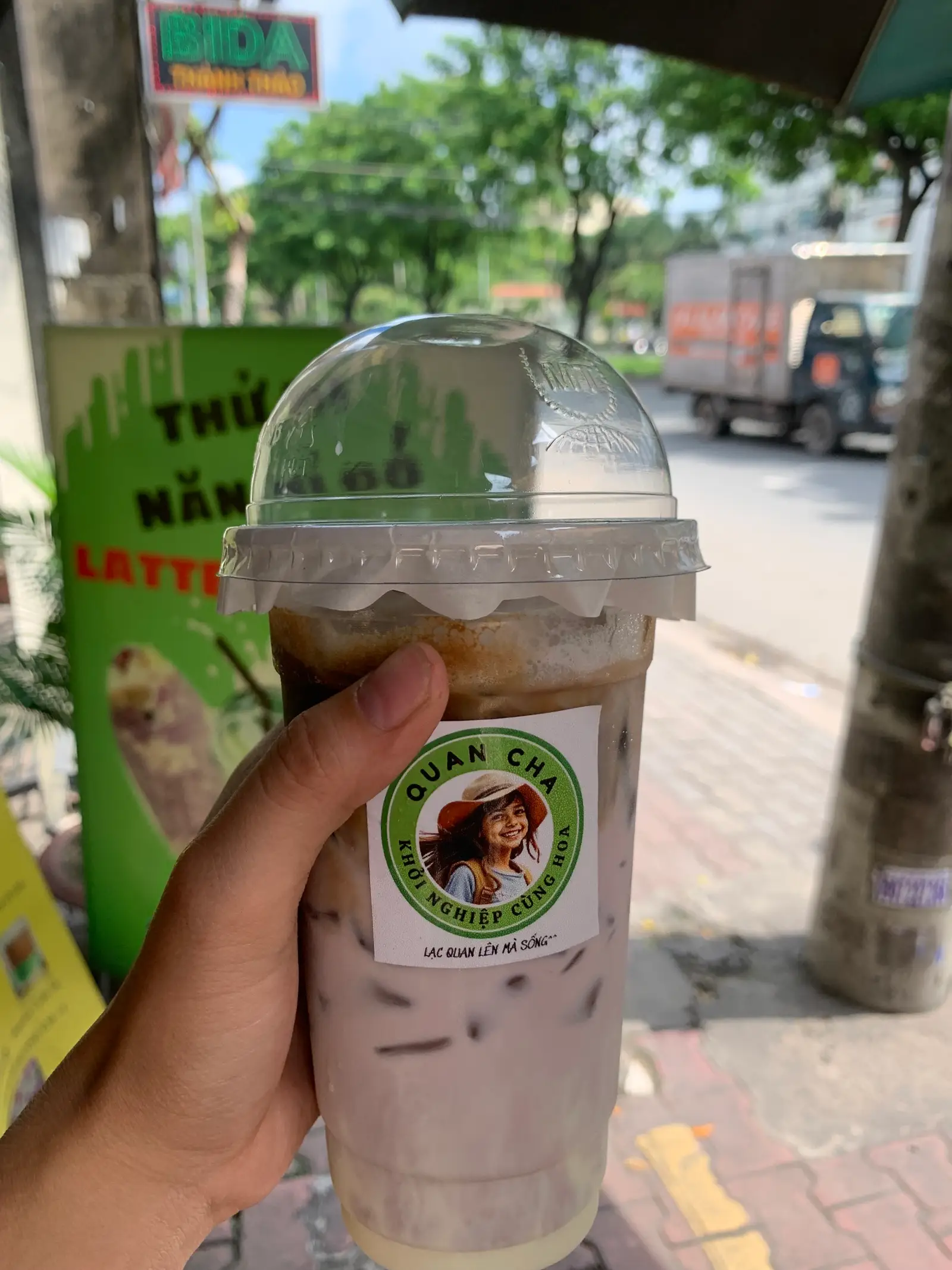 Hình ảnh Khoai môn cafe
