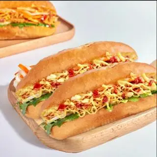 Hình ảnh Bánh mì gà nhỏ