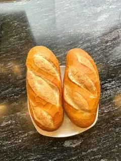 Hình ảnh Bánh mì nóng - 1 ổ