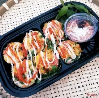Hình ảnh Bánh Trứng Cút Chiên