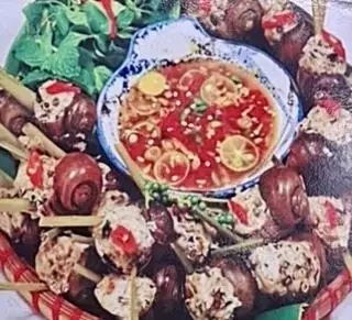 Hình ảnh Ốc Bươu Nhồi Thịt Nướng Sả 