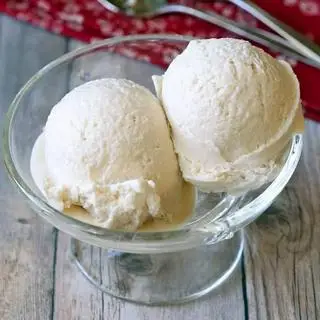Hình ảnh Sữa chua Hi Lạp & phô mai gelato