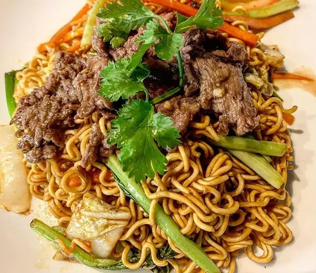 Hình ảnh Combo Mì gói xào bò + 7up chai